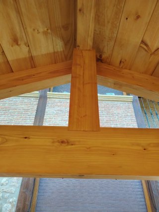 Pérgola de madera con teja 5x4