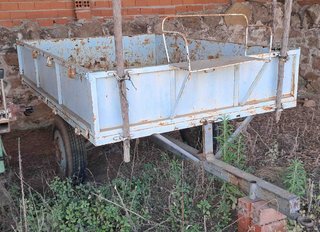 Remolque agrícola de 1 eje de 3.000 Kgs.