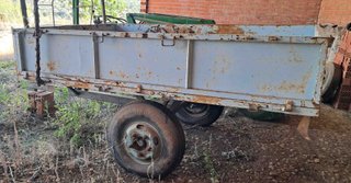 Remolque agrícola de 1 eje de 3.000 Kgs.