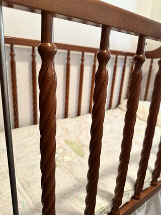 Cuna clásica de madera + colchón