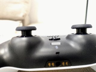 PS5 Slim con lector de discos+DualSense y 3 juegos