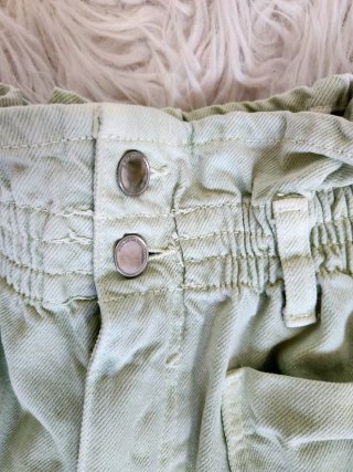 Pantalón corto paper bag Zara