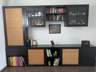 Mueble comedor modular negro y bambú