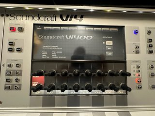 Consola Soundcraft VI 400