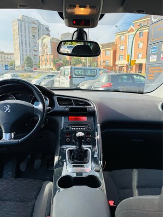 Peugeot 3008 2015