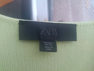 Chaleco punto Zara verde