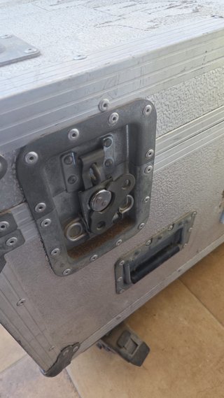 Baúl de transporte y guardado profesional