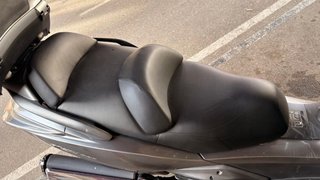 Maxi Scooter Honda Gris y Negra Silver Wing 600