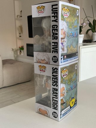 Funko Pop! One Piece Luffy Gear Five 2177 & Silver