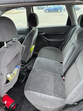 Ford Focus familiar 2004