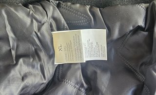 Chaqueta Bomber Negra y Gris Talla XL
