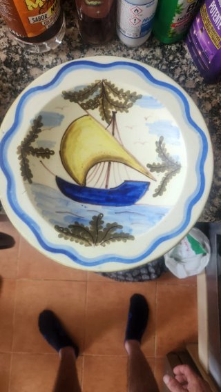 Plato decorativo cerámica pintado a mano