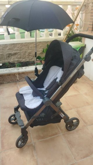 Carrito de paseo bebé negro