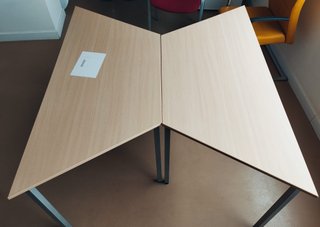 Mesa hexagonal madera y metal