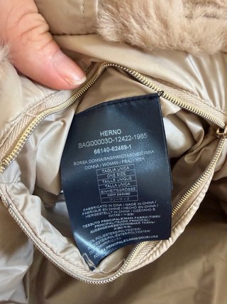 Bolso Herno pelo sintético beige y blanco