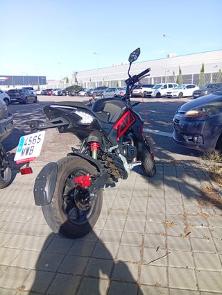 Macbor Fun Plus 125cc Naked Negra/Roja