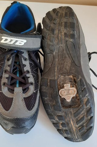 Zapatos Ciclismo DTB Negros y Azules