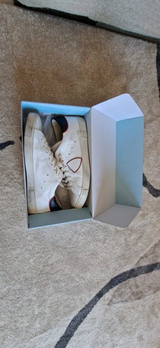 Sneakers Philippe Model n.44 nuove