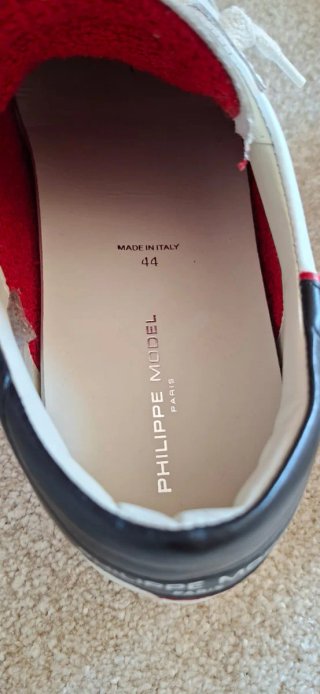 Sneakers Philippe Model n.44 nuove