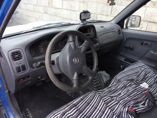 Nissan Navara 2003