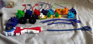 Beyblade: Lanciatori, Corde e Impugnatura