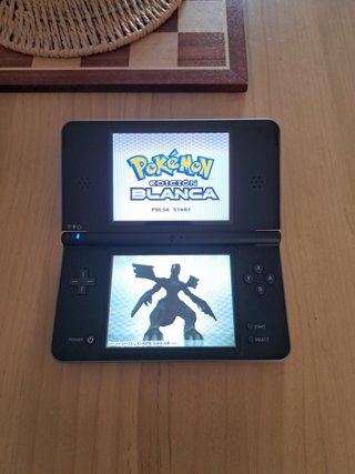 Nintendo DSi XL Negra