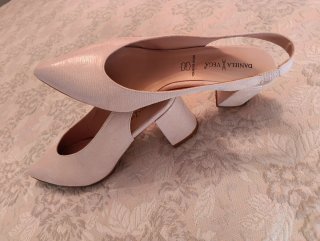 Zapatos slingback piel beige Daniela Vega 38