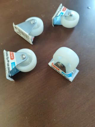 4 Ruedas giratorias nuevas a estrenar