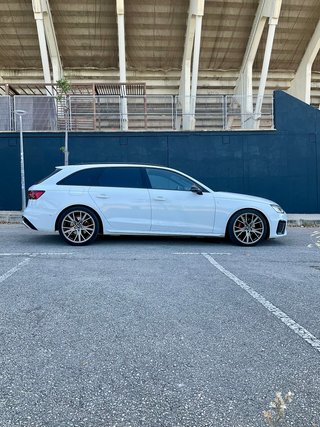 Audi A4 Avant S line 40 TFSI 150kW S tronic