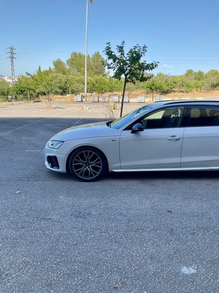 Audi A4 Avant S line 40 TFSI 150kW S tronic