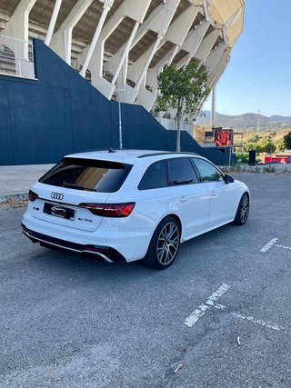Audi A4 Avant S line 40 TFSI 150kW S tronic