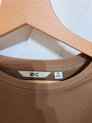Blusa Uniqlo marrón M