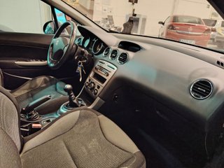 Peugeot 308 2011