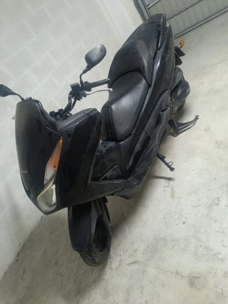 Honda Forza 300