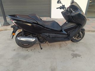 Honda Forza 300