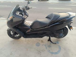 Honda Forza 300
