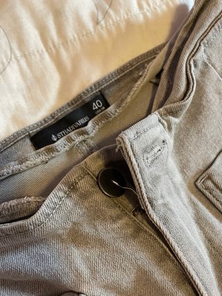 Pantalón Stradivarius Talla 40 Gris