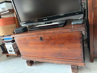 Arcón antiguo madera maciza artesanal