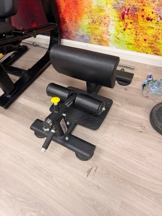 Gimnasio completo.