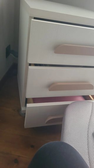 Mesita de noche auxiliar