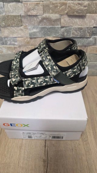 Sandalias Geox T40 nuevas