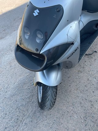 Suzuki Zillion 49cc Plata Automática