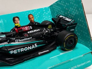 Bburago F1 Lewis Hamilton W15 Mercedes 1:43