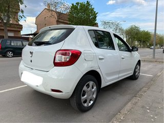 Dacia Sandero 2015