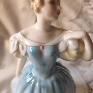 🇬🇧 Figura Enchantment, Royal Doulton England
