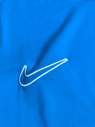 Camiseta deportiva. NIKE. T- S. NUEVA