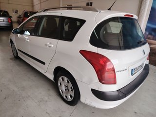Peugeot 308 2011