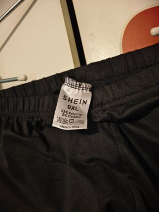 Pantalones cortos negros