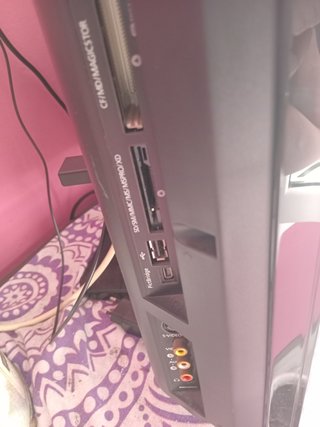 Televisor Samsung Smart TV Negro//  Urge vender.