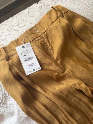 Pantalón Zara Dorado Ancho